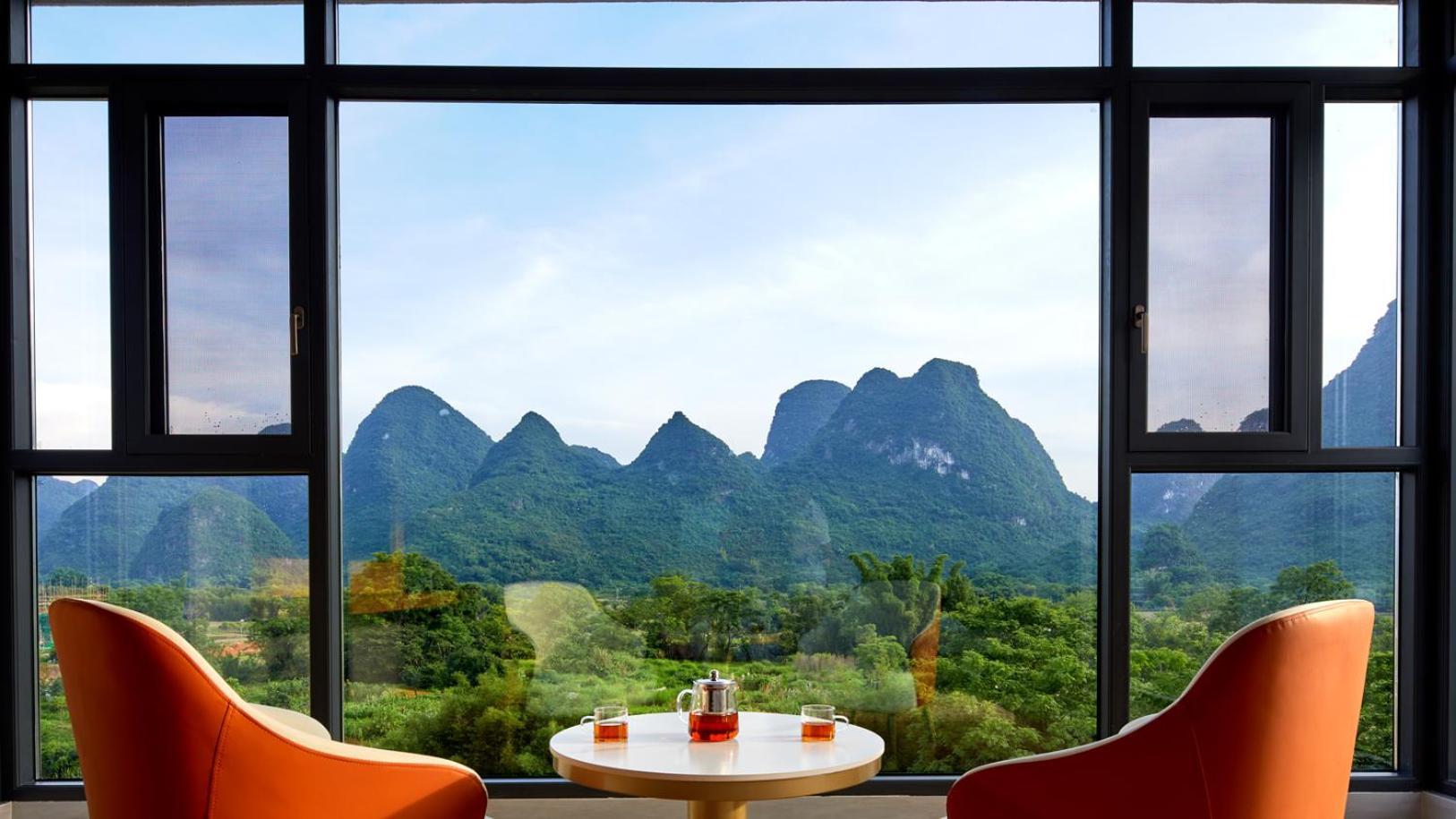 Yangshuo Fortune Lake Inn- One Way Free Pick Up From Airport Or Ts Over 3 Nights Экстерьер фото