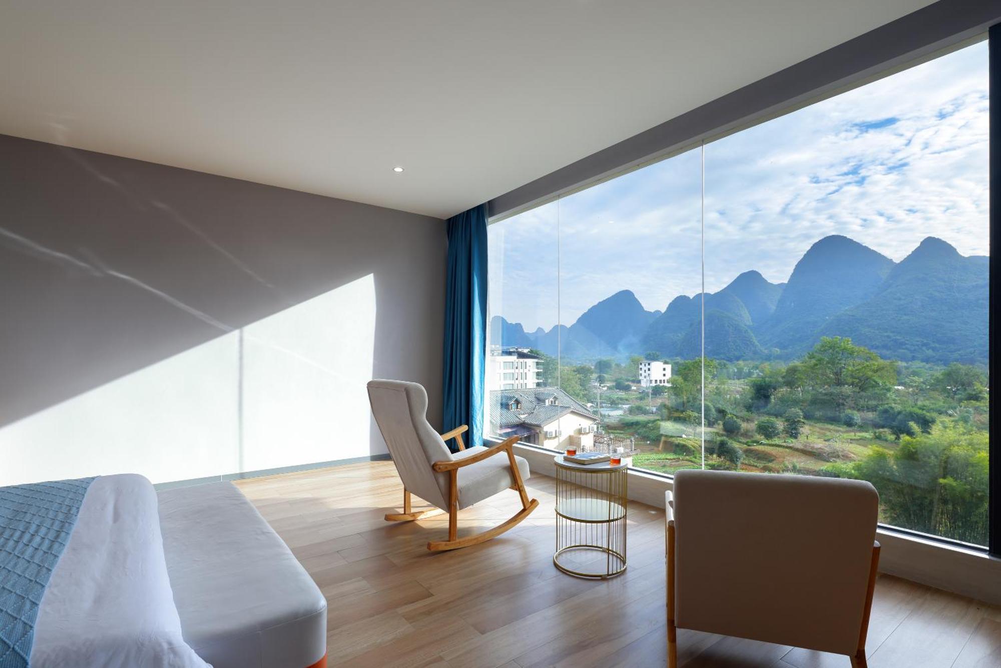 Yangshuo Fortune Lake Inn- One Way Free Pick Up From Airport Or Ts Over 3 Nights Экстерьер фото