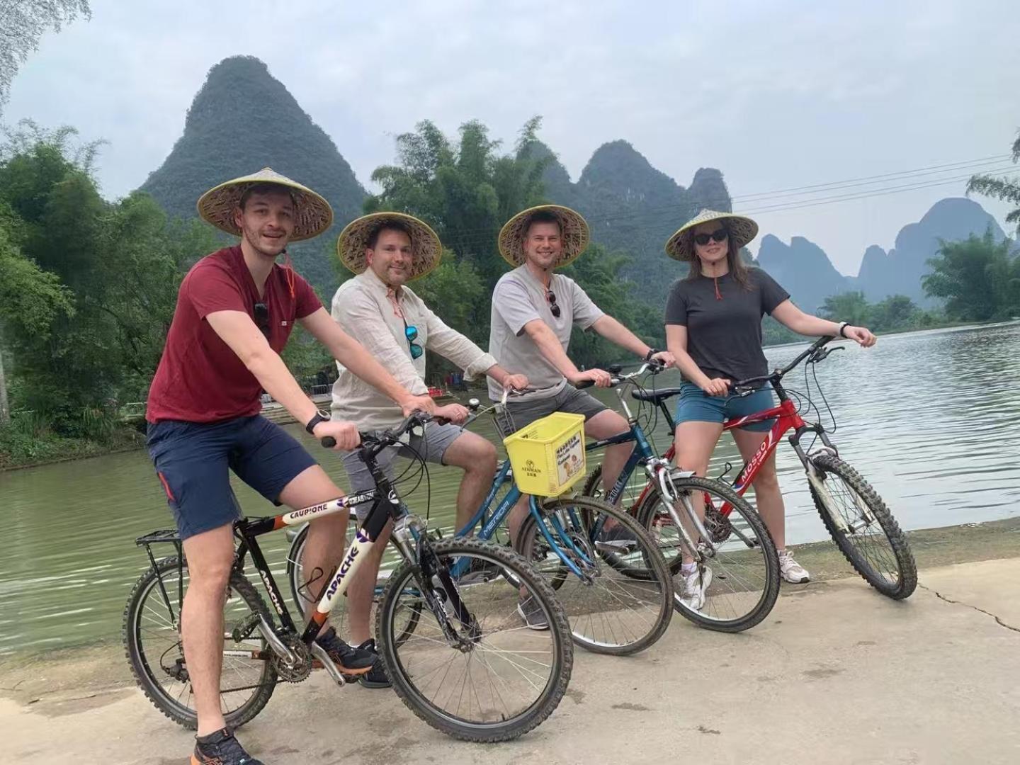 Yangshuo Fortune Lake Inn- One Way Free Pick Up From Airport Or Ts Over 3 Nights Экстерьер фото