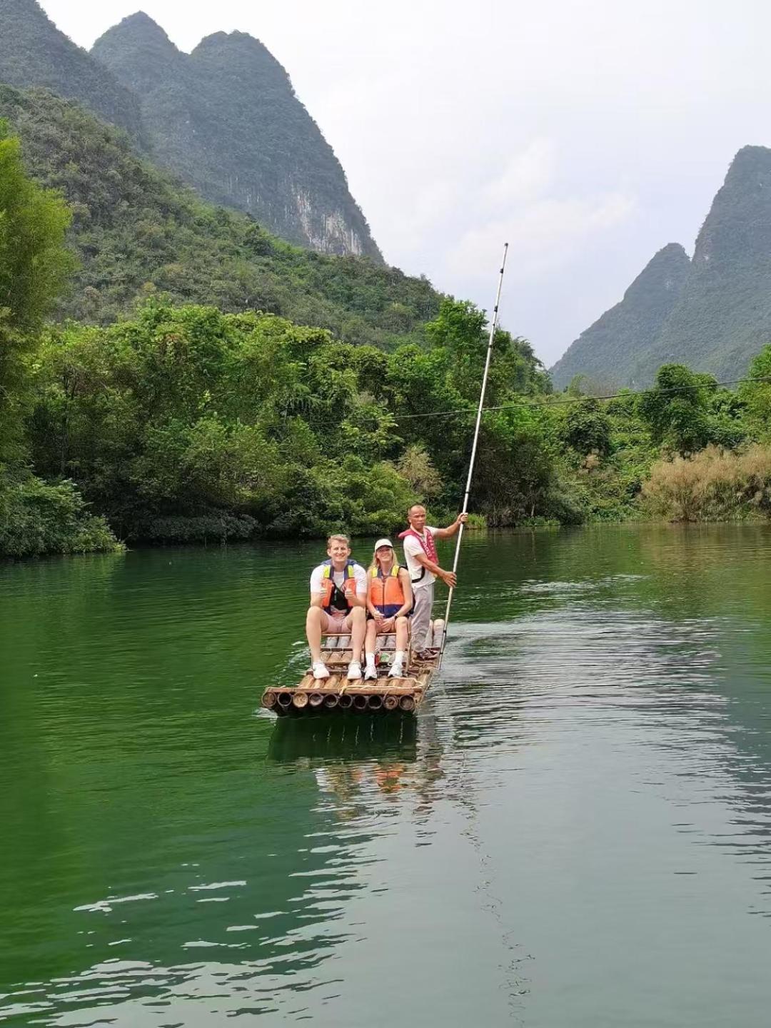 Yangshuo Fortune Lake Inn- One Way Free Pick Up From Airport Or Ts Over 3 Nights Экстерьер фото