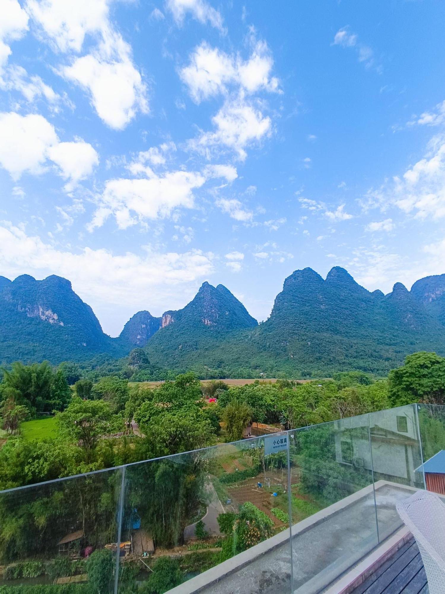 Yangshuo Fortune Lake Inn- One Way Free Pick Up From Airport Or Ts Over 3 Nights Экстерьер фото